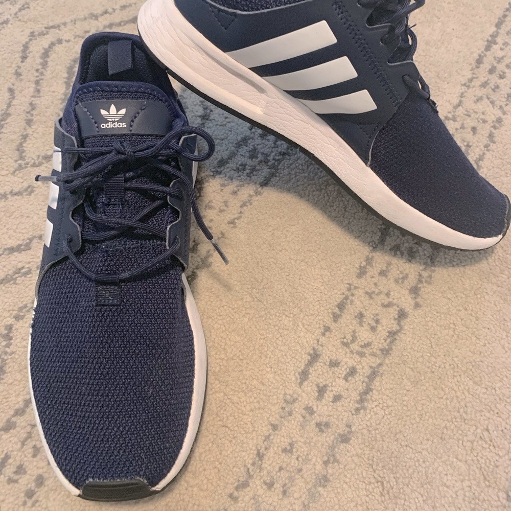 Adidas navy sneakers size 6